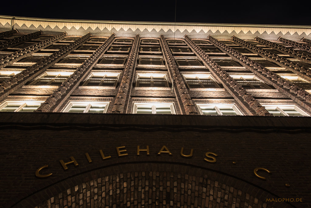 Chilehaus Blick hoch-2