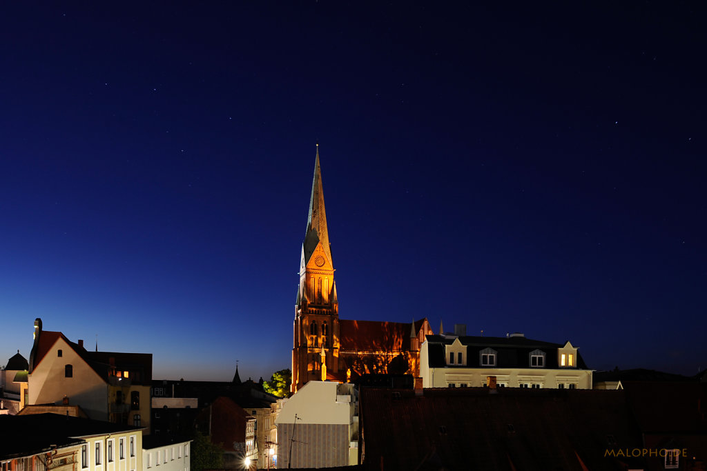 Kirche blau