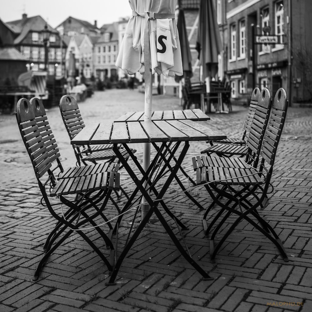 12 | 30 - Wohnzimmer leer