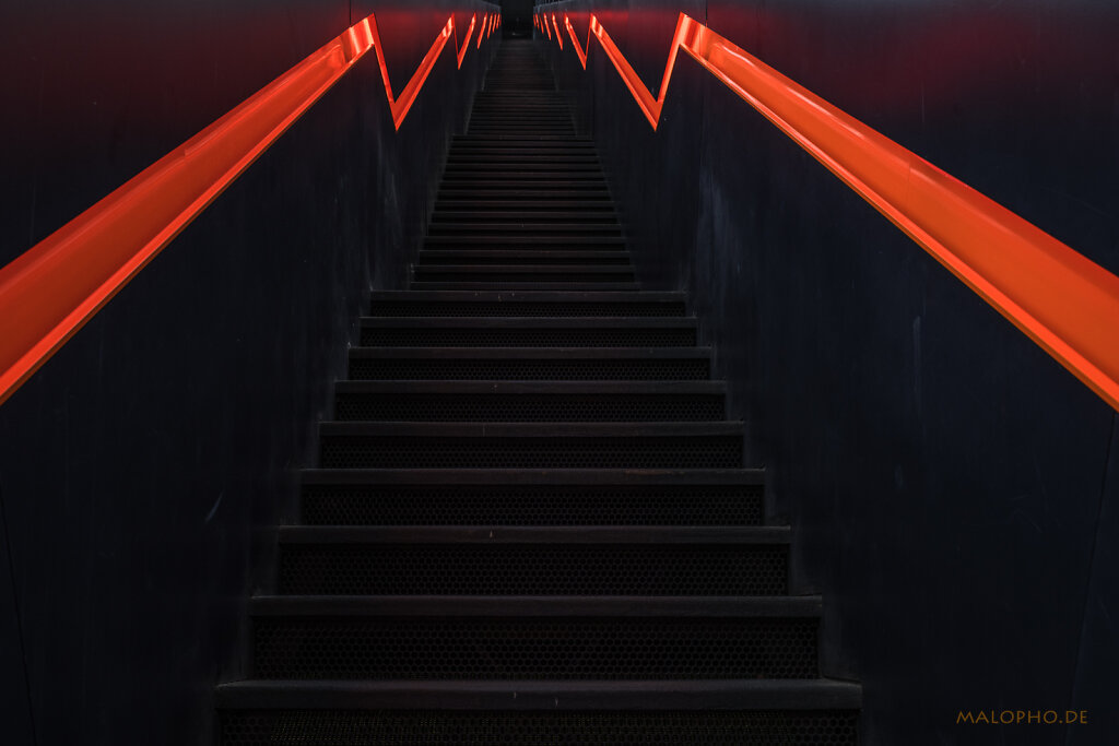 Treppe Orange II